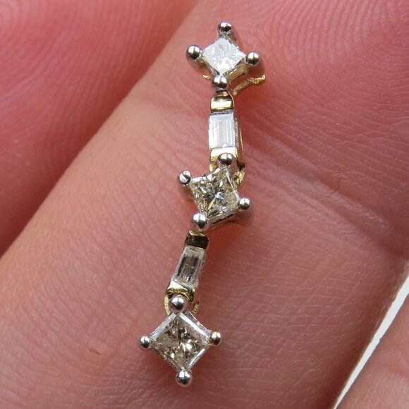 $1350 10k Gold DiamondPendent